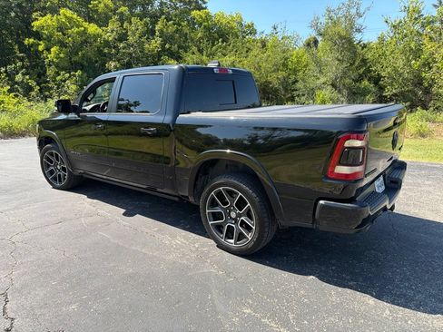 Used 2019 RAM 1500 Laramie AWD/4WD image 6