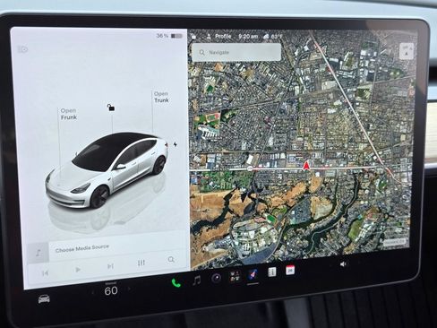 Used 2022 Tesla Model 3 Long Range AWD/4WD image 19