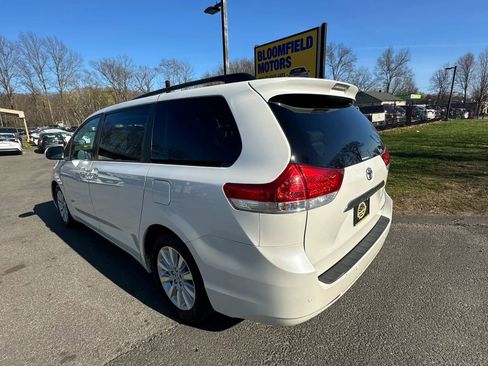 Used 2013 Toyota Sienna Limited w/ Premium Pkg image 7
