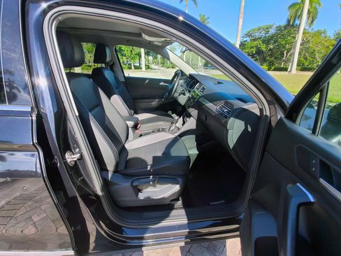 Used 2020 Volkswagen Tiguan S AWD/4WD image 39