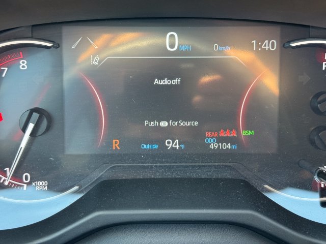 Used 2025 Toyota RAV4 XLE FWD image 21