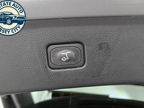 Used 2022 Ford Edge ST-Line AWD/4WD image 34