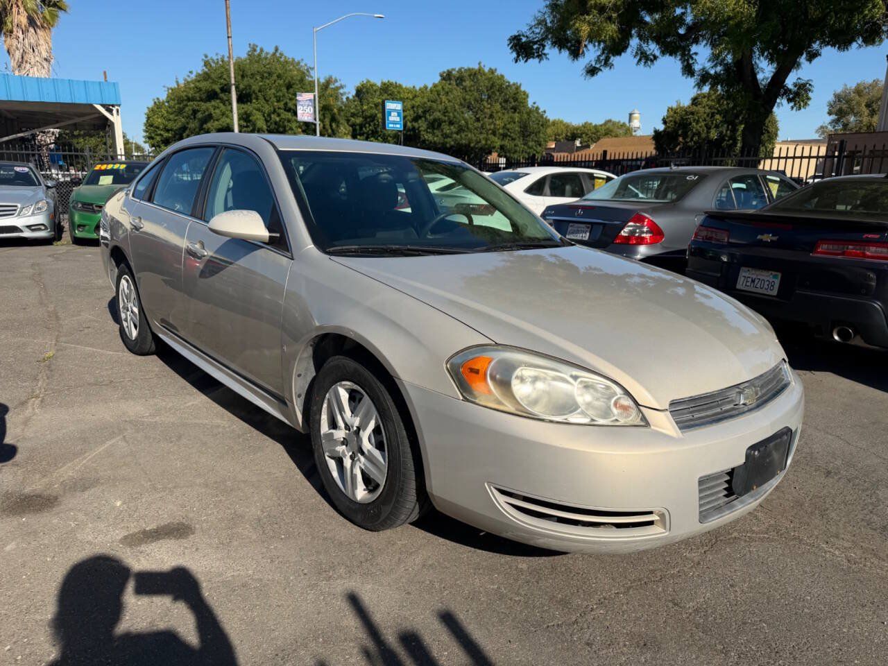 Used 2009 Chevrolet Impala LS FWD image 3