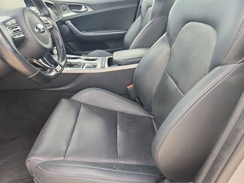 Used 2019 Kia Stinger GT1 image 14