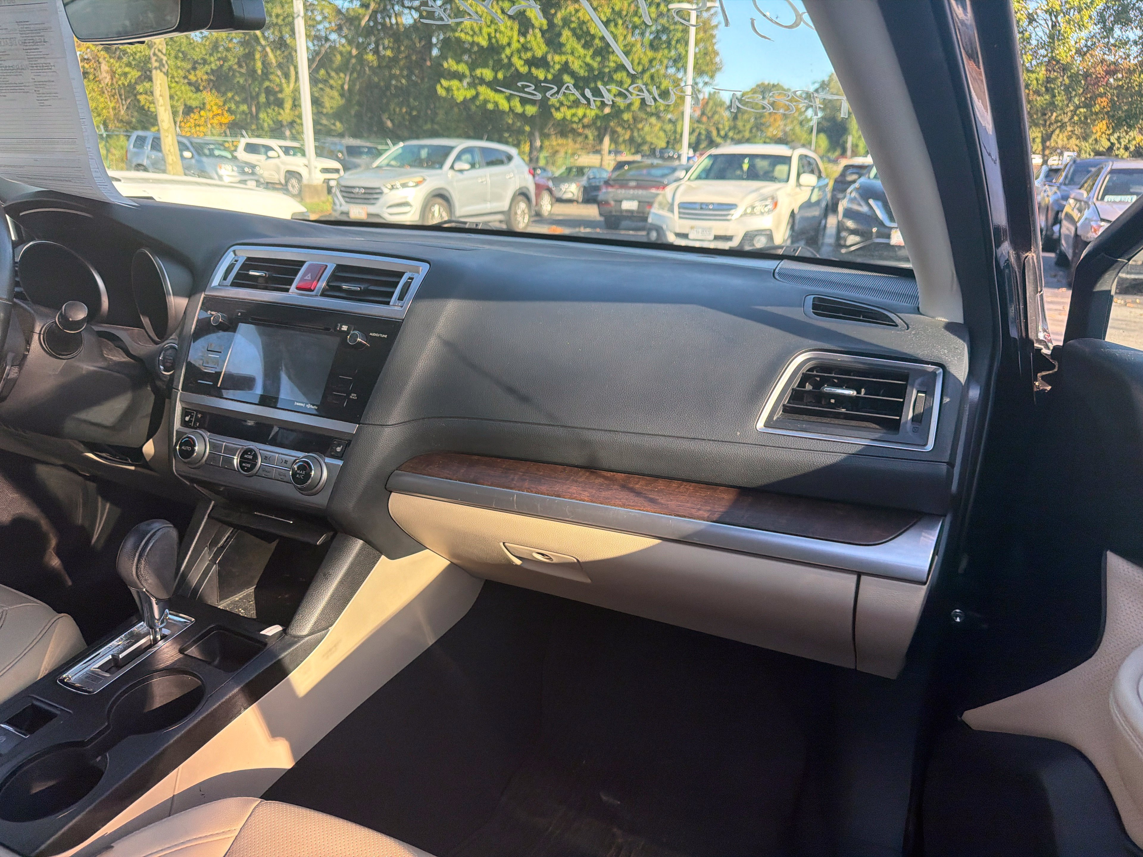Used 2017 Subaru Outback 2.5i Limited AWD/4WD image 14