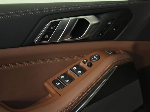 New 2026 BMW X5 xDrive40i w/ Climate Comfort Package image 24