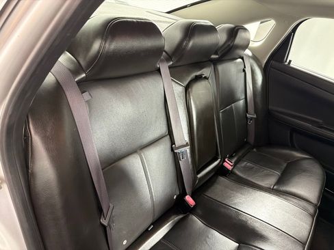Used 2009 Chevrolet Impala LT FWD image 22