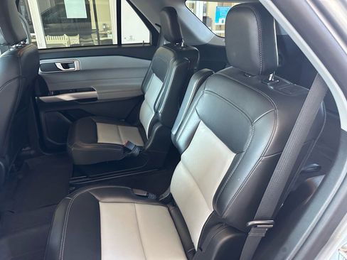 Certified 2024 Ford Explorer XLT w/ Equipment Group 202A image 24