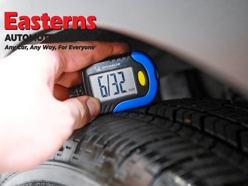 Used 2022 Kia Niro EX w/ Cold Weather Package image 25