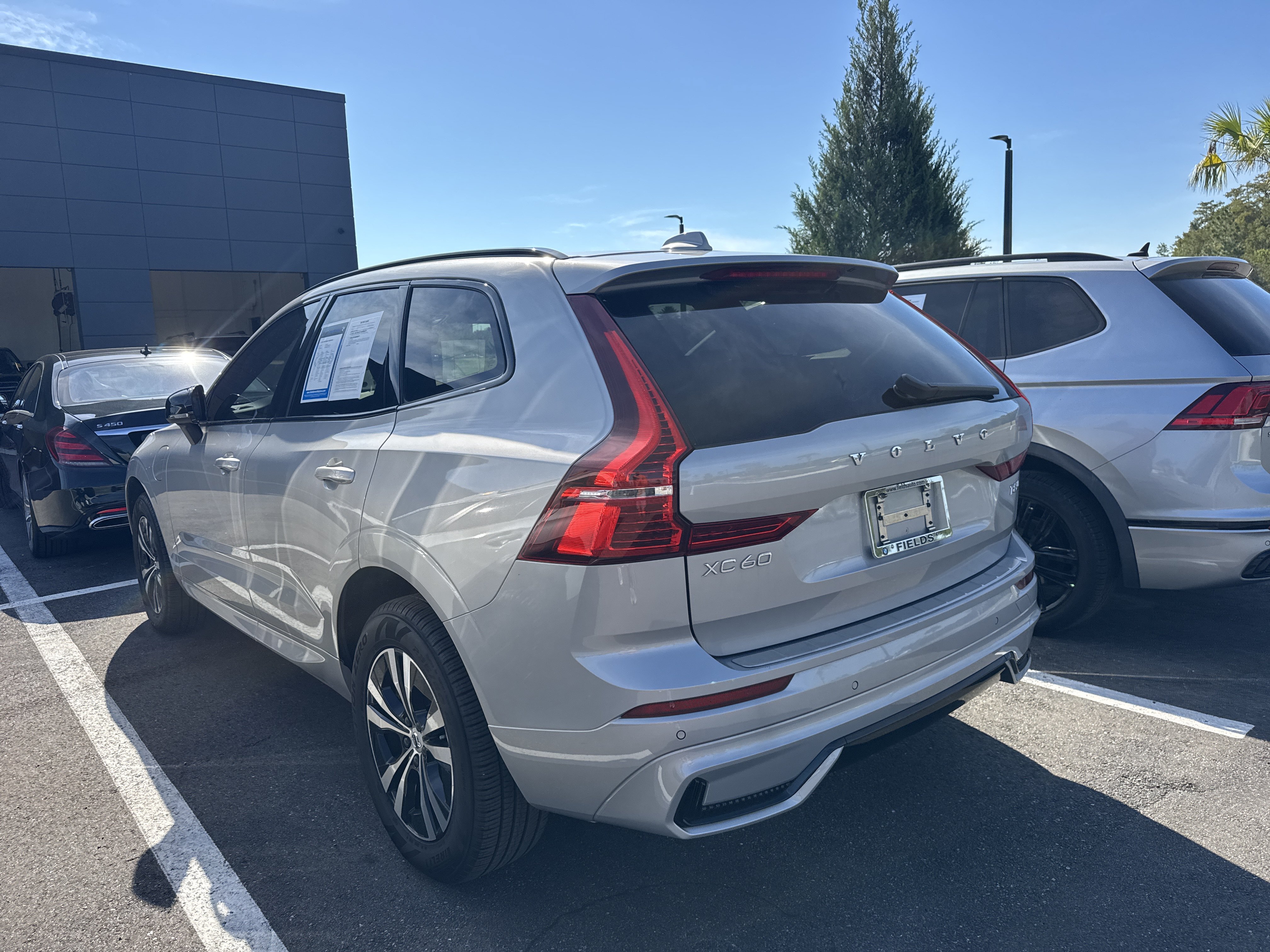 Used 2025 Volvo XC60 T8 Core w/ Protection Package Premier AWD/4WD image 3