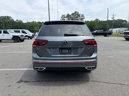 Used 2023 Volkswagen Tiguan SEL R-Line AWD/4WD image 6