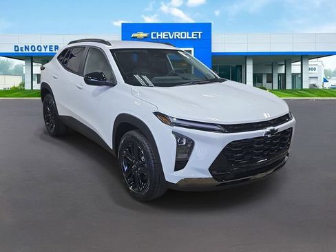 New 2026 Chevrolet Trax ACTIV w/ Driver Confidence Package FWD image 4
