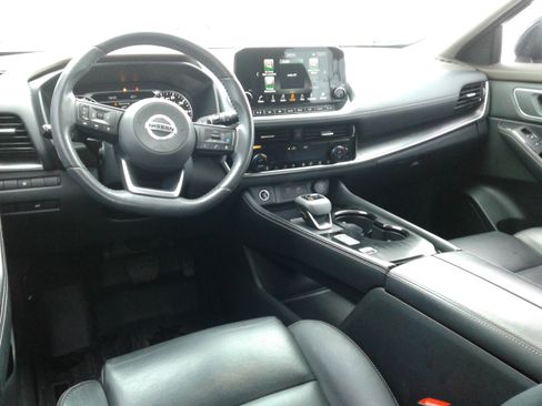 Used 2021 Nissan Rogue SL w/ Premium Package image 14