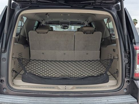 Used 2015 GMC Yukon XL SLT w/ HD Trailering Package image 37