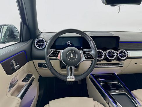 Certified 2025 Mercedes-Benz EQB 250+ image 23
