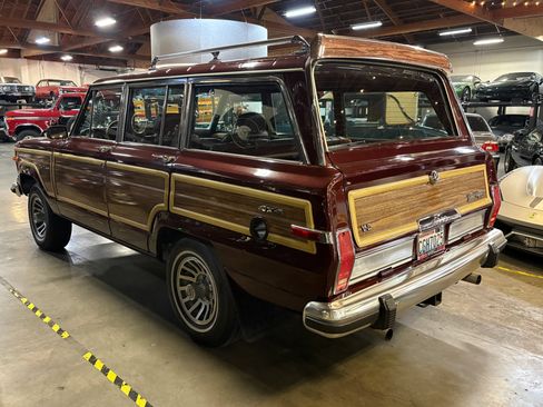Used 1987 Jeep Grand Wagoneer AWD/4WD image 7