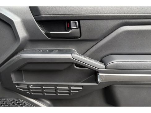 New 2026 Toyota Tacoma SR5 AWD/4WD image 17
