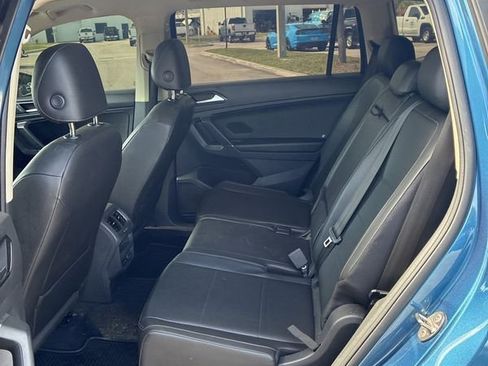 Used 2018 Volkswagen Tiguan SEL image 6