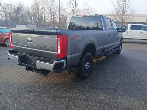 Used 2023 Ford F250 XLT image 5