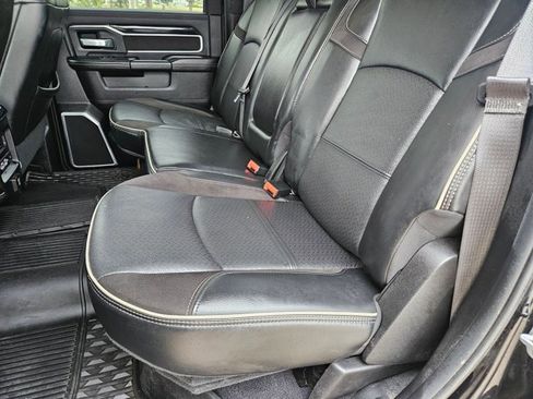 Used 2020 RAM 3500 Laramie image 19