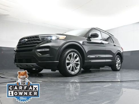 Used 2023 Ford Explorer XLT w/ Equipment Group 202A image 23