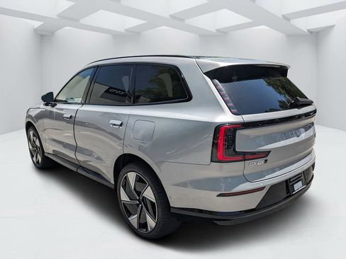 New 2025 Volvo EX90 Plus image 5