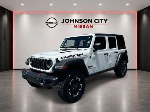 Used 2025 Jeep Wrangler Unlimited Rubicon AWD/4WD image 9