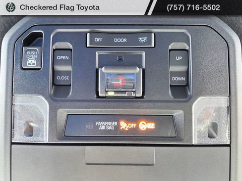 Used 2025 Toyota 4Runner TRD Sport Premium AWD/4WD image 11