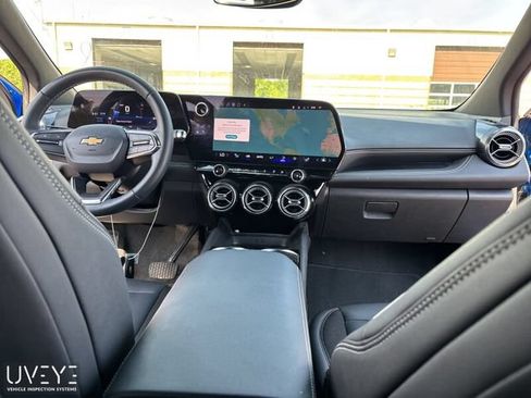 Used 2024 Chevrolet Blazer EV LT AWD/4WD image 14