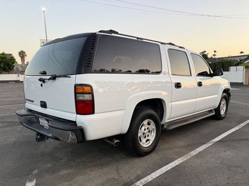 Used 2006 Chevrolet Suburban LS w/ Smart Select Package RWD image 7