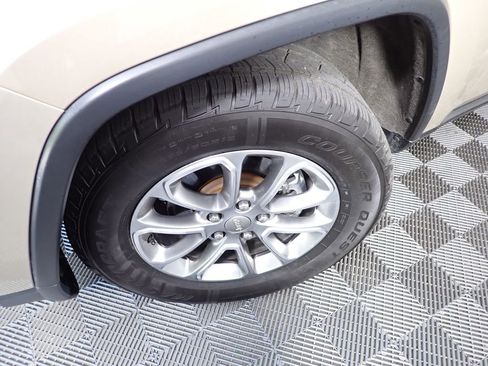 Used 2014 Jeep Grand Cherokee Limited AWD/4WD image 47