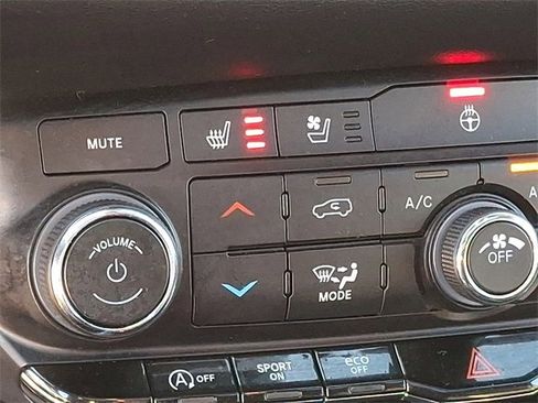 Used 2024 Dodge Durango GT image 20