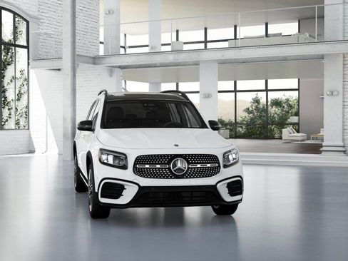 New 2026 Mercedes-Benz GLB 250 4MATIC image 8