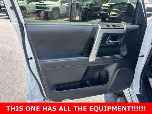 Used 2024 Toyota 4Runner Limited AWD/4WD image 12