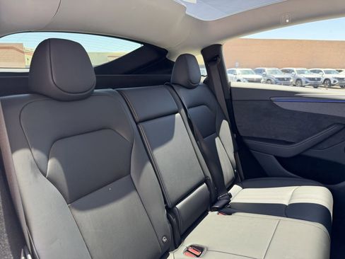 Used 2026 Tesla Model Y 2WD image 45