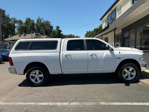 Used 2019 RAM 1500 Big Horn AWD/4WD image 8