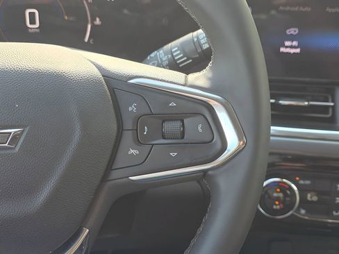 Used 2025 Chevrolet Trax ACTIV w/ Driver Confidence Package image 21