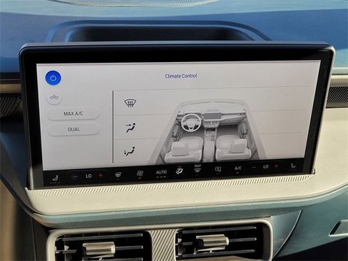 New 2025 Ford Maverick Lariat w/ Black Appearance Package image 22