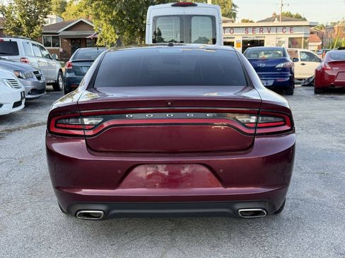 Used 2019 Dodge Charger SXT RWD image 9