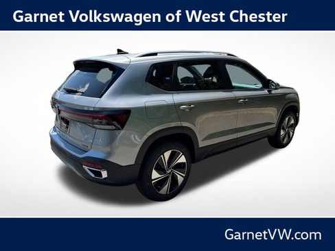 New 2026 Volkswagen Taos SE AWD/4WD image 5