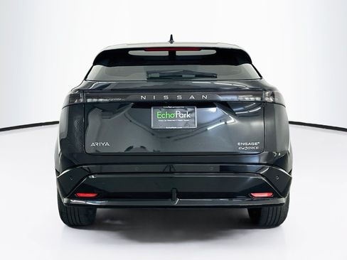 Used 2024 Nissan Ariya AWD image 7