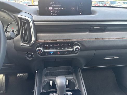 Used 2025 MAZDA CX-50 2.5 Hybrid w/ Premium Plus Pkg AWD/4WD image 17
