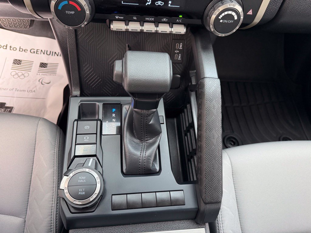 Certified 2025 Toyota Tacoma SR5 AWD/4WD image 21