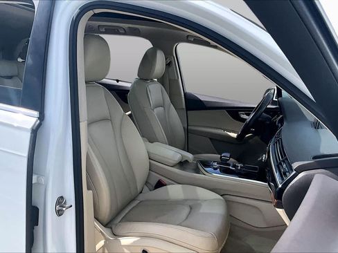 Used 2018 Audi Q7 3.0T Prestige w/ Prestige Package AWD/4WD image 8