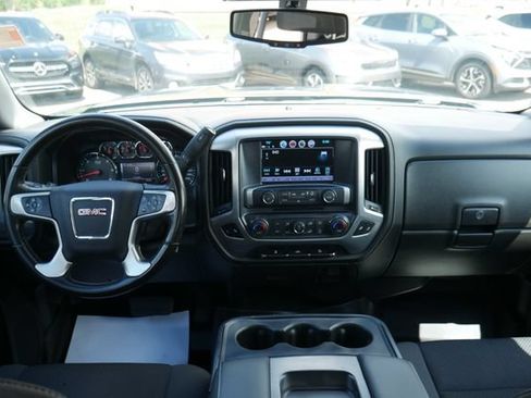 Used 2018 GMC Sierra 1500 SLE w/ SLE Value Package AWD/4WD image 5