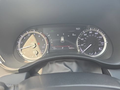 Used 2023 Toyota Highlander XSE FWD image 19