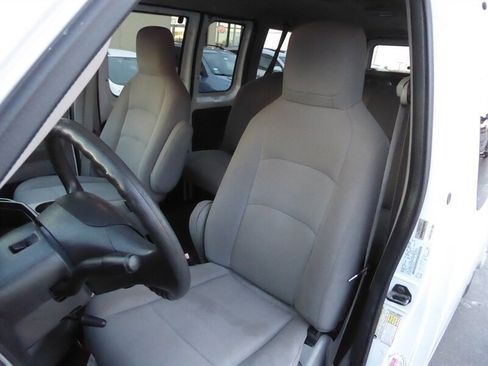 Used 2009 Ford E-350 and Econoline 350 XL image 16