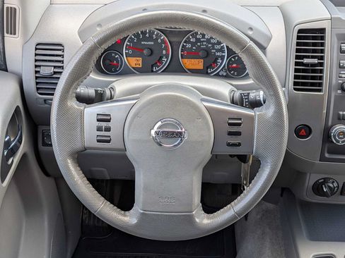 Used 2012 Nissan Frontier SL w/ Moonroof Pkg AWD/4WD image 21