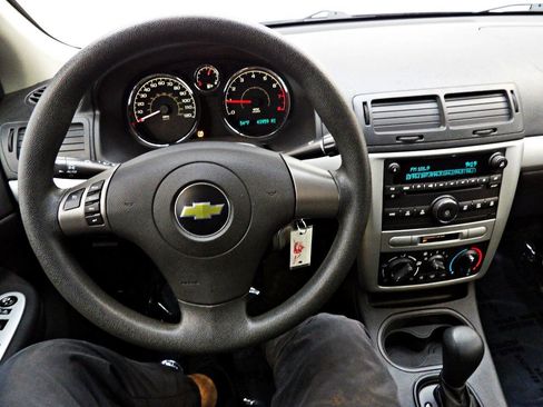 Used 2010 Chevrolet Cobalt LT FWD image 16