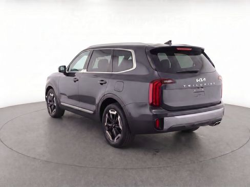 Used 2024 Kia Telluride S w/ S Sunroof Package AWD/4WD image 3